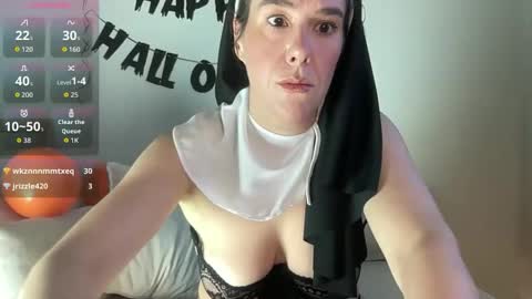 Snapshot of milkandhoneylullabies chatting on October 28, 1:36 pm Milk online show from October 28, 1:36 pm