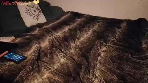 milkedmilf online show from February 7, 2:15 am