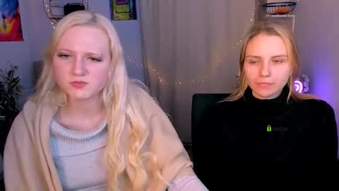 Snapshot of milki_wey chatting on January 12, 4:45 pm Mila online show from January 12, 4:45 pm