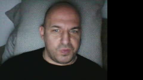 Snapshot of milkiwaay chatting on December 14, 2:17 am Milkiwaay online show from December 14, 2:17 am