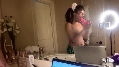 milkmarie online show from November 24, 5:23 pm