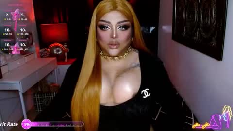 Snapshot of milkshakelavinia chatting on December 4, 10:24 am milkshakelavinia online show from December 4, 10:24 am