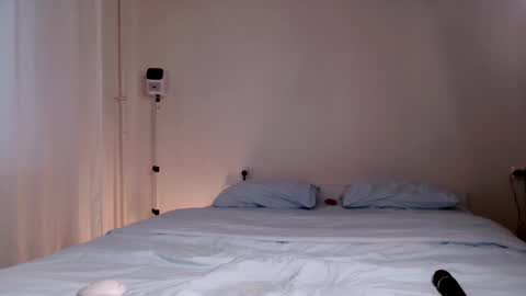 Snapshot of milky__way_ chatting on March 1, 3:16 pm milky__way_ online show from March 1, 3:16 pm