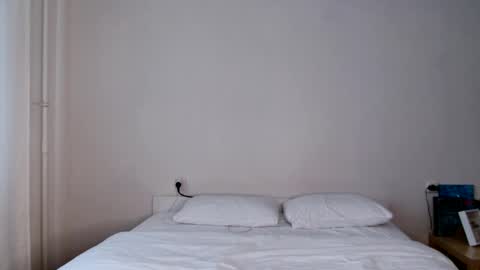 Snapshot of milky__way_ chatting on November 19, 10:04 am milky__way_ online show from November 19, 10:04 am