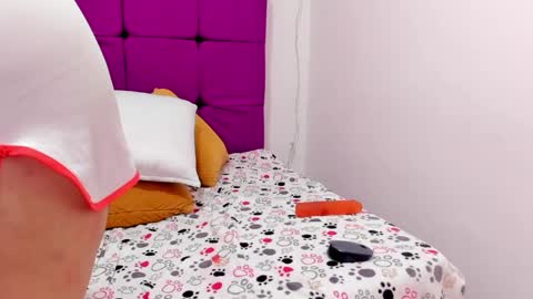 Snapshot of milky_way_18 chatting on January 8, 8:07 pm milky_way_18 online show from January 8, 8:07 pm