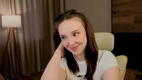 Kira online show from June 17, 1:56 pm