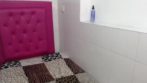 milkyway_18 online show from February 8, 6:01 pm