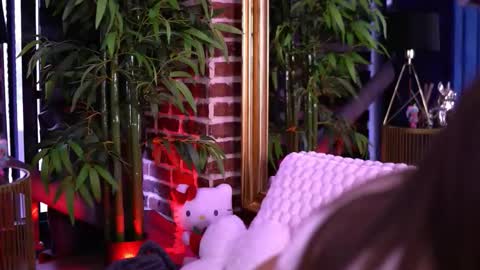 Milla online show from January 18, 7:12 am