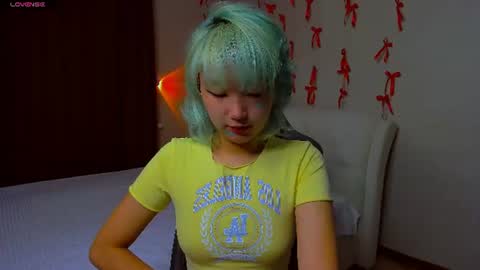 Snapshot of milla_waves chatting on July 21, 1:13 pm Milla or just Mi online show from July 21, 1:13 pm