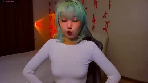 Snapshot of milla_waves chatting on July 22, 1:14 pm Milla or just Mi online show from July 22, 1:14 pm
