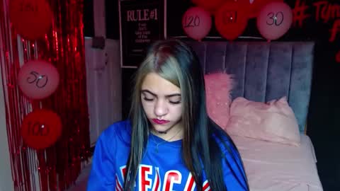 Violeta online show from February 13, 7:10 pm