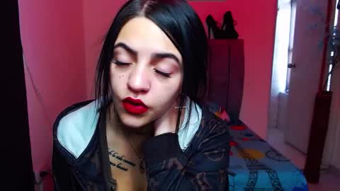 Violeta online show from October 9, 1:31 pm