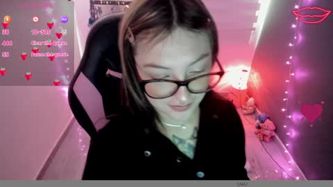 Snapshot of millandiux chatting on February 3, 8:46 pm millandiux online show from February 3, 8:46 pm