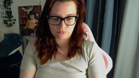 Snapshot of millapoolys chatting on February 28, 4:20 pm Milla online show from February 28, 4:20 pm