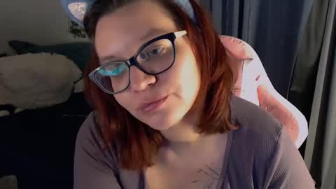 Snapshot of millapoolys chatting on November 27, 8:16 am Milla online show from November 27, 8:16 am