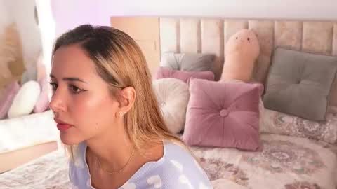 erika rf99 online show from March 5, 4:08 am