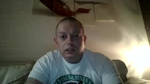 niceguy81 online show from April 22, 2:25 am
