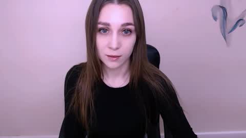 Milla online show from December 17, 9:04 am