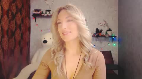 Snapshot of millaxqueen chatting on January 14, 4:47 am MillaXQueen online show from January 14, 4:47 am