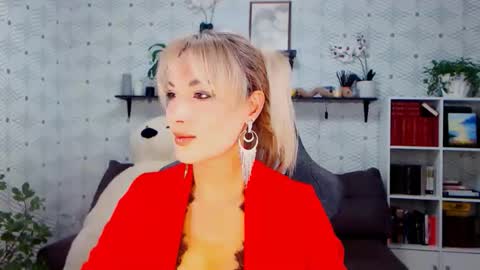 Snapshot of millaxqueen chatting on September 26, 11:14 am MillaXQueen online show from September 26, 11:14 am