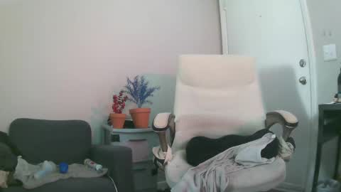 millenamoo online show from September 9, 3:22 pm