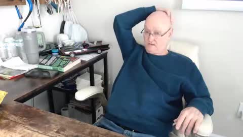 millenium0129 online show from January 17, 7:17 pm