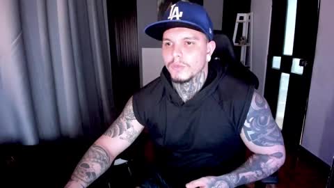 Snapshot of miller_g95 chatting on February 18, 9:54 am miller_g95 online show from February 18, 9:54 am