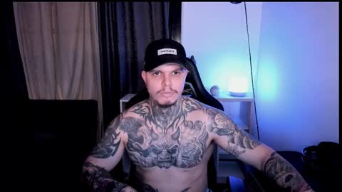 Snapshot of miller_g95 chatting on February 2, 4:00 am miller_g95 online show from February 2, 4:00 am