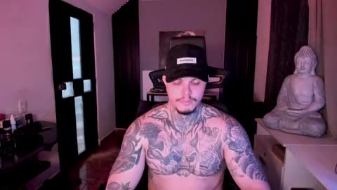 Snapshot of miller_g95 chatting on May 24, 5:34 am miller_g95 online show from May 24, 5:34 am