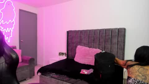 miller_silvana online show from February 20, 12:05 pm