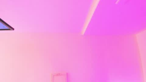 miller_silvana online show from May 7, 11:37 am