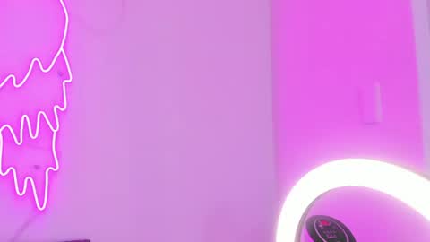 miller_silvana online show from June 27, 11:37 am