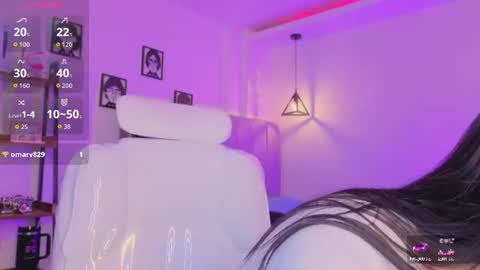 miller_vanessa_ online show from June 30, 8:54 pm