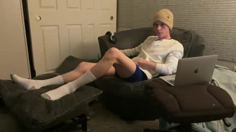 Snapshot of millerjdm chatting on December 26, 4:04 pm SlimnHungOH online show from December 26, 4:04 pm