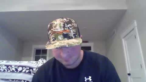 Snapshot of millertimenow34 chatting on January 6, 1:20 am millertime feet bigcock hairy straight muscles online show from January 6, 1:20 am