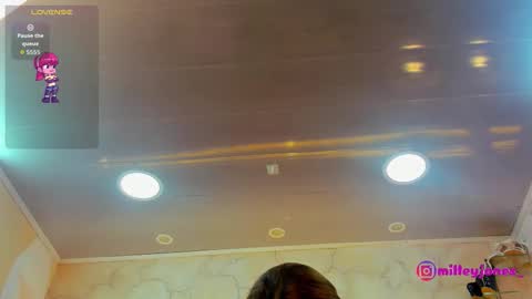 milleyjones_ online show from February 23, 11:51 am