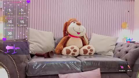 milleyjones_ online show from July 28, 4:39 pm