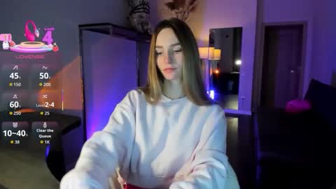 Mila online show from November 24, 6:46 am