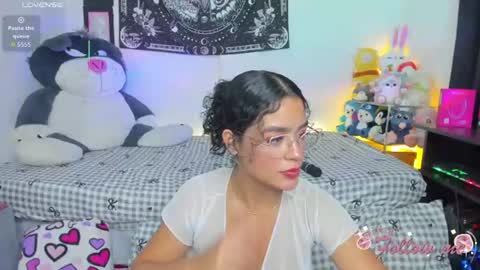 Snapshot of millie_lamar chatting on July 15, 6:02 pm online show from July 15, 6:02 pm