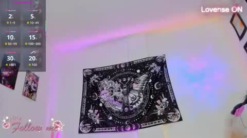 Snapshot of millie_lamar chatting on August 1, 10:41 pm online show from August 1, 10:41 pm