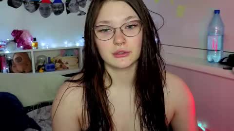 Snapshot of milliedoll chatting on November 2, 9:00 am Millie online show from November 2, 9:00 am