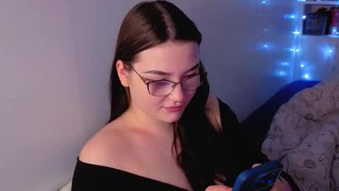 Snapshot of milliedoll chatting on November 4, 3:55 pm Millie online show from November 4, 3:55 pm