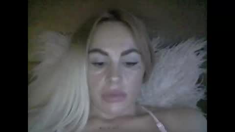 Snapshot of millisa13 chatting on November 25, 8:42 pm millisa13 online show from November 25, 8:42 pm