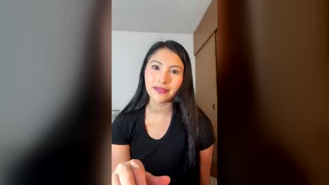 Snapshot of milly__taylorrr07 chatting on June 14, 9:06 pm milly__taylorrr07 online show from June 14, 9:06 pm