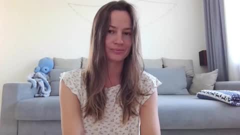 milly_browski online show from September 9, 4:34 am