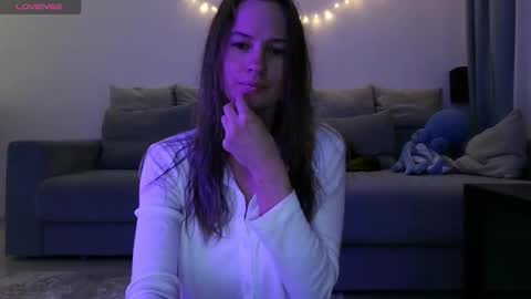 milly_browski online show from October 14, 3:35 pm