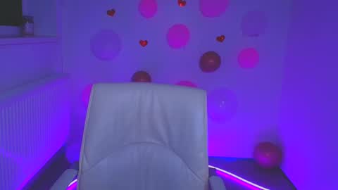 Milly online show from February 26, 6:37 am