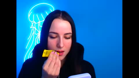 Milly online show from March 5, 6:44 am