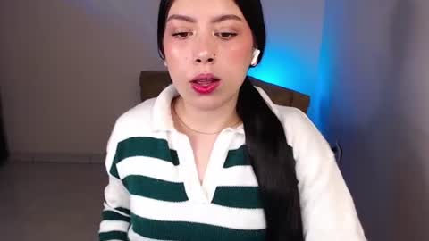 Emily  online show from June 19, 9:40 pm