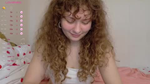 milounee online show from March 8, 10:08 am